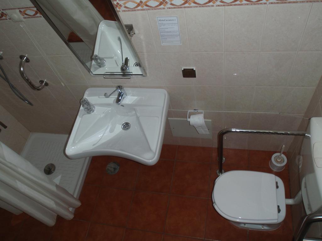 Hotel Romba Ourique Kültér fotó