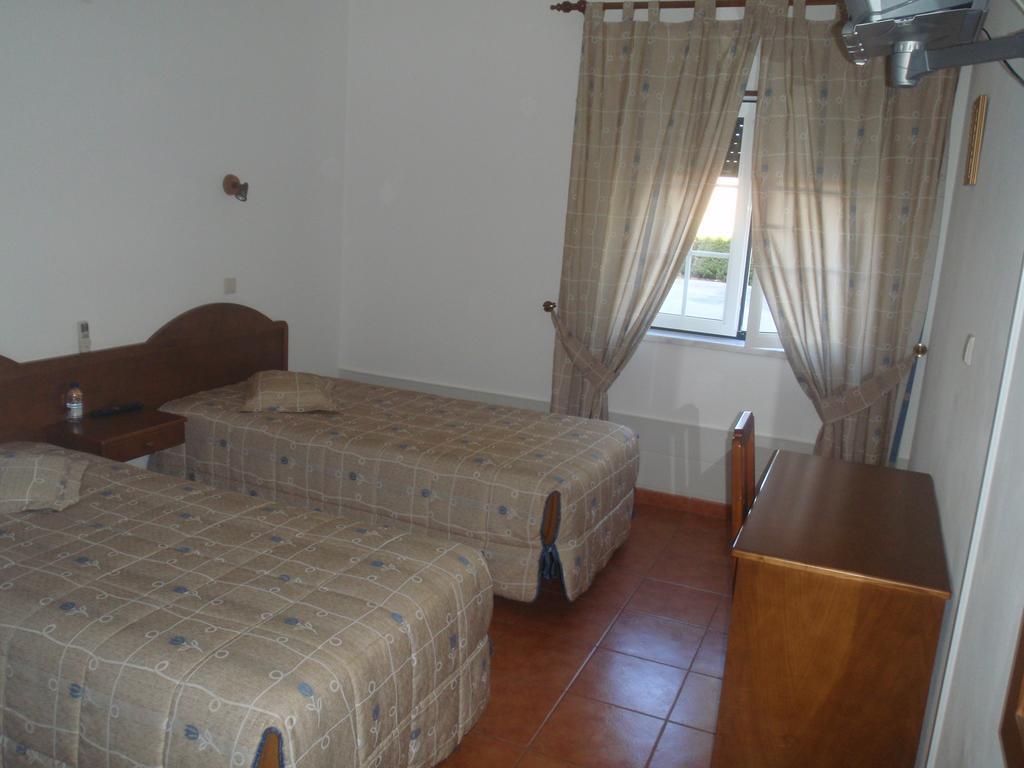Hotel Romba Ourique Kültér fotó