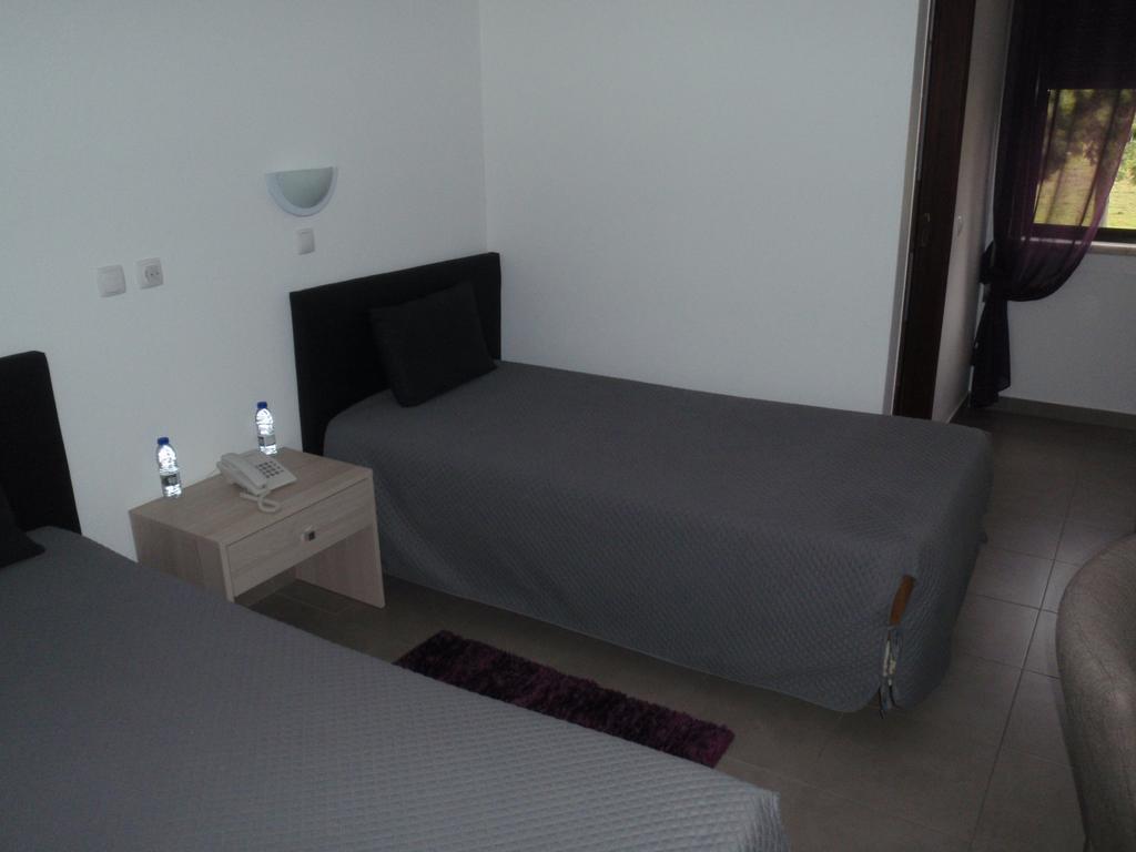 Hotel Romba Ourique Kültér fotó