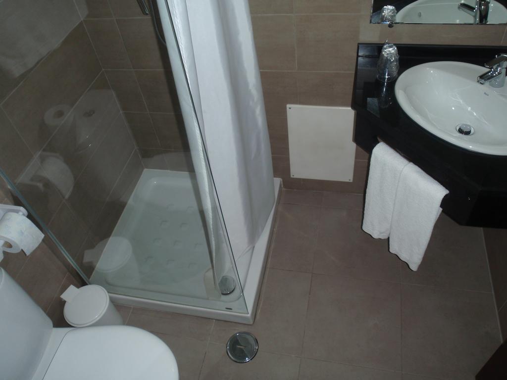 Hotel Romba Ourique Kültér fotó